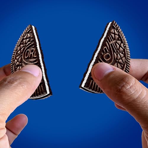 OREO Thins Chocolate Sandwich Cookies, Family Size, 11.78 oz - Image 5
